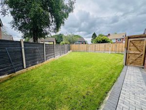 Side Garden- click for photo gallery